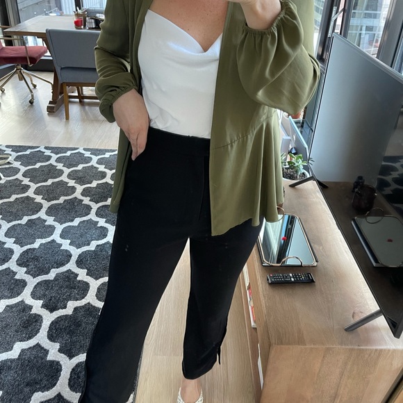 Sonder Stories Khaki Wrap Top - Size 10 - Picture 8 of 8